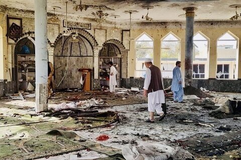 30 Orang Tewas 80 Terluka Akibat Ledakan Bom Di Masjid Syi'ah Mazar-E-Sharif Afghanistan